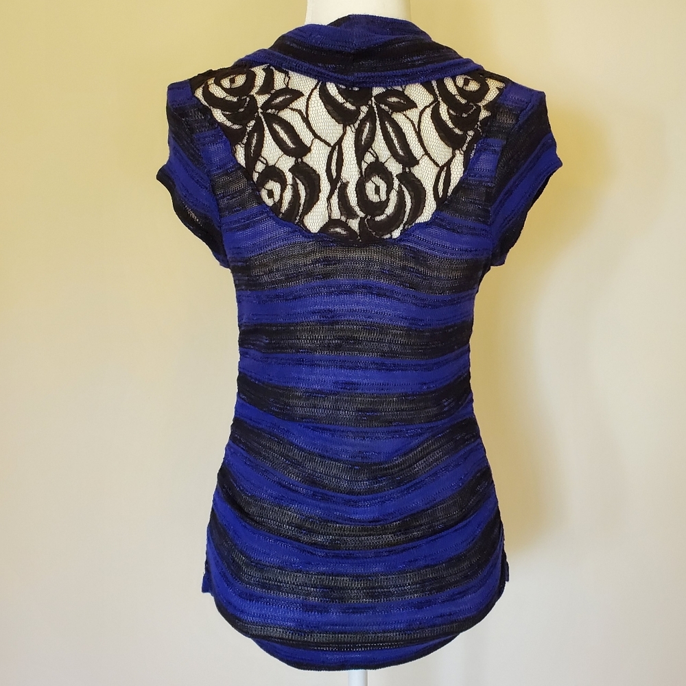 Striped Top - Picture 3 of 5